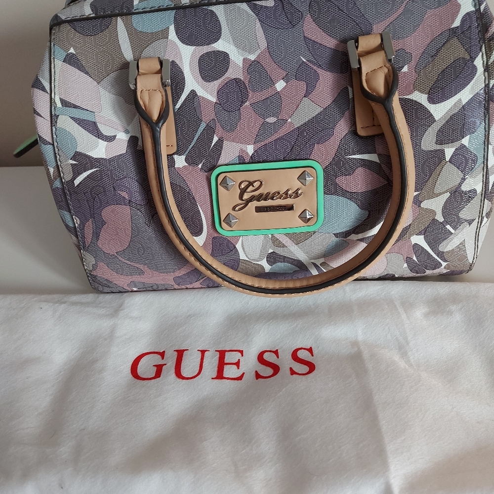 Handbag - Picture 7 of 7